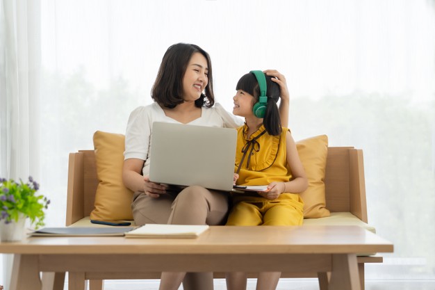 5 Điều Cha Mẹ Cần Chú Ý Để Giúp Con Học Online Hiệu Quả Tại Nhà
